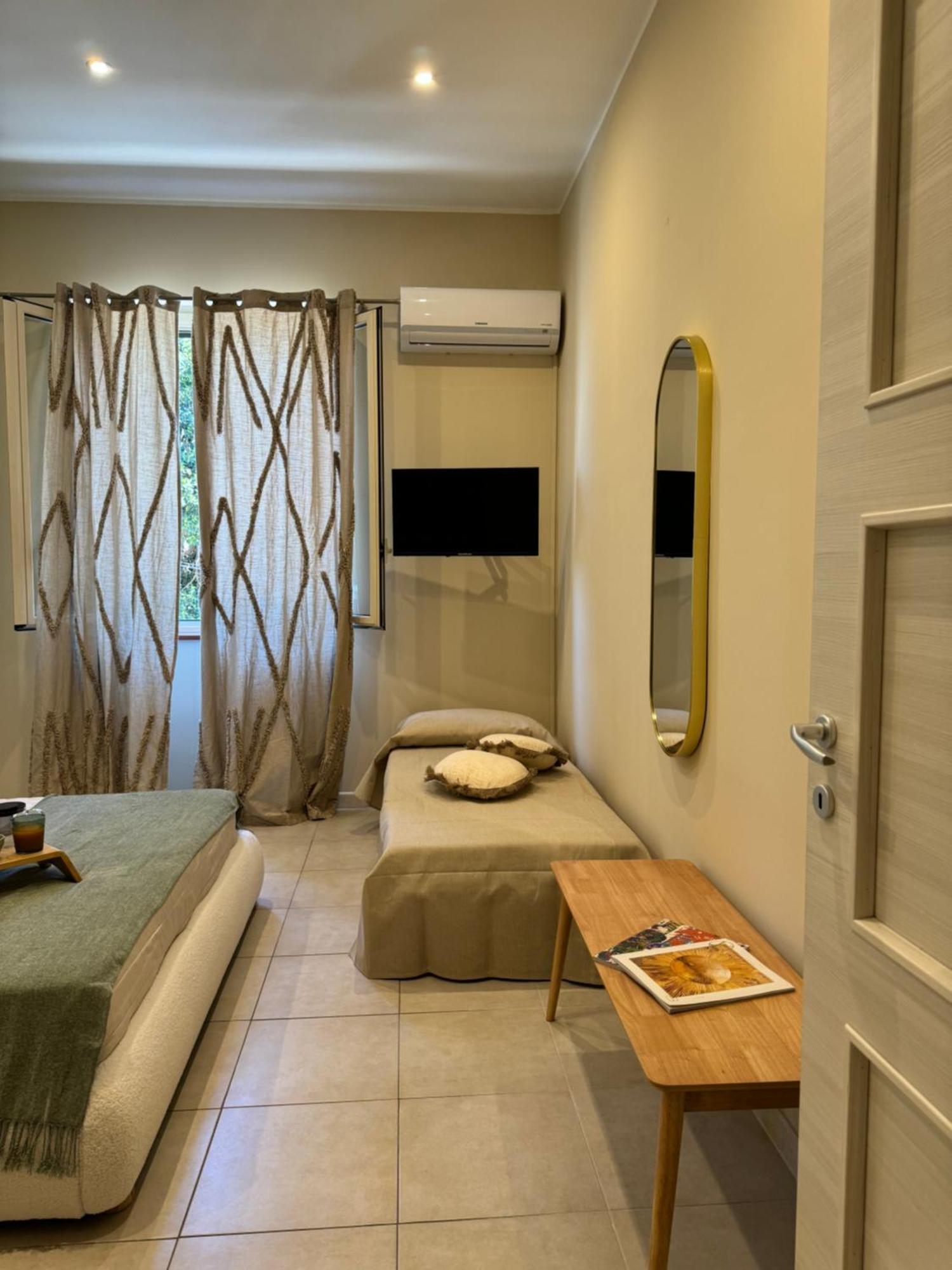 Domus Fysi Hotel Палермо Екстериор снимка